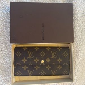 Louis Vuitton Portefeuille Sarah Wallet